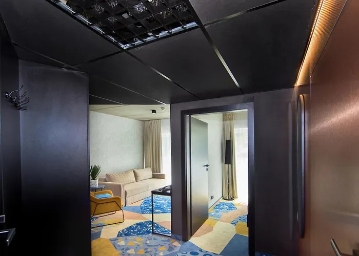 Biala Perla Czarna Gora *